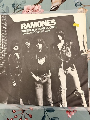 The ramones sheena a - ramones,