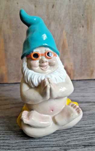 Lustiger gartenzwerg yoga - lustiger,