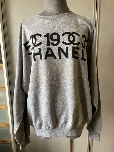 Chanel 5cc19cc31 sweatshirt - chanel,