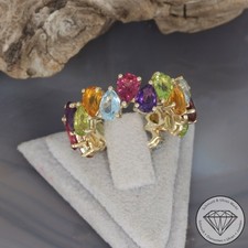 Wert 2790 € Farbedelstein