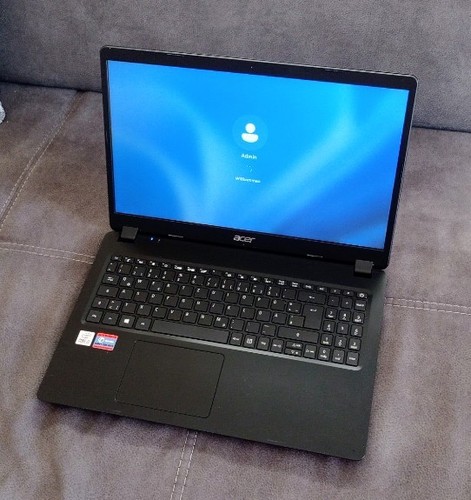 Acer 1080p notebook - 15.6",