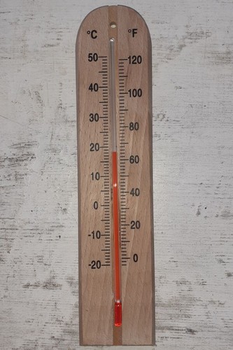 Thermometer auf holz innen - holz, innen-