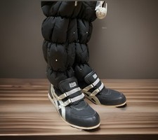 👟 Onitsuka Tiger Black Snow