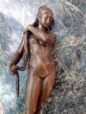 Statue Frau Messingguss 29cm