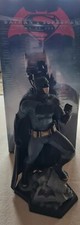 Batman Figur Muckle Mannequin inklusive ultimate edition Blu-Ray Dawn of Justice