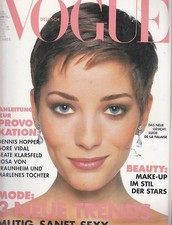 Vogue 93/3 Naomi Campbell