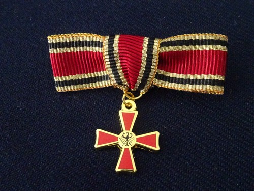 Bundesverdienstkreuz band - bundesverdienstkreuz, am