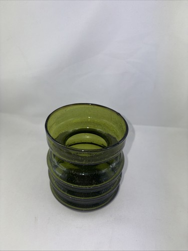 Grüne glasvase mit - glasvase,