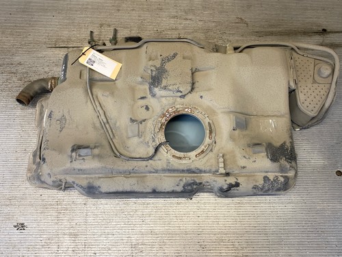74757 tank mercedes - tank, mercedes-benz