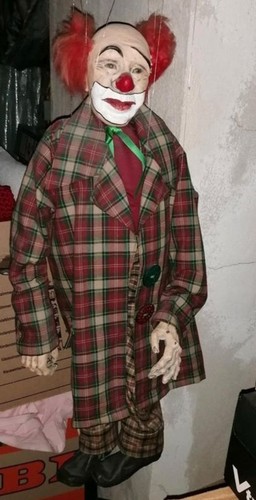 Marionette clown - marionette,