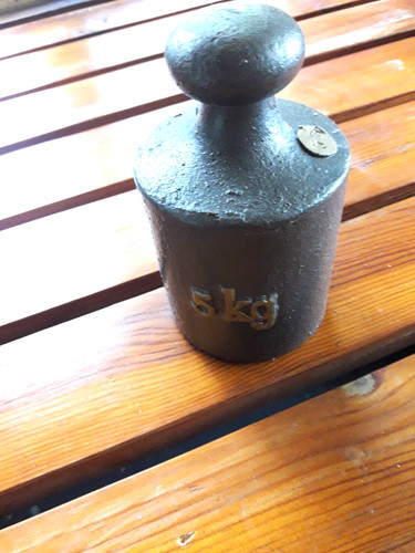 Antikes gewicht 5kg alte waage - antikes,