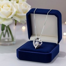 Halskette mit Herz Anhänger