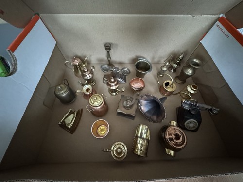 Teile messingfiguren - 23,