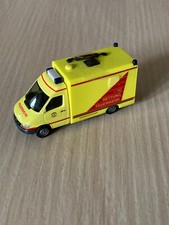 Herpa 046312 Mercedes Sprinter RTW der Feuerwehr Hamburg