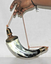 Vintage 9 " Pulver Horn