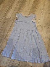 Mädchen Kleid Gr 134/140