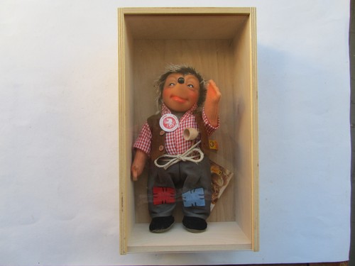 Steiff bose der - -, in