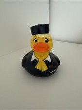 Lufthansa Badeente Flugbegleiterin