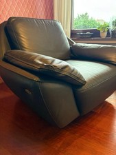 Designersessel Aus Leder Schwarz von Niere. Zeitlos Schönes Design