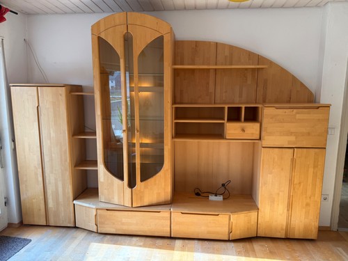 Wohnzimmerschrank mit