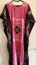 Baati Dera Somali Kleid