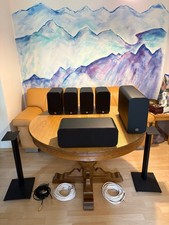 Q Acoustics Lautsprecher 5.1 Heimkinoset, schwarz mit 2x Ständer