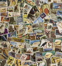 100 verschiedene Briefmarken