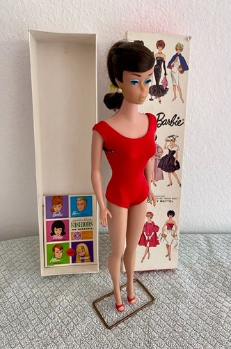 Vintage barbie brunette - barbie,
