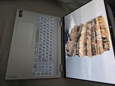 Lenovo Yoga 7 2-in-1 16AKP10 |