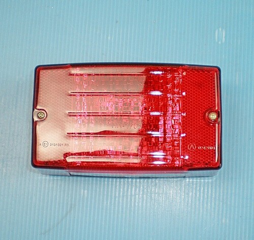 Rücklicht rot wie - rot, 254
