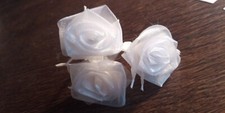 30 x Organza Stoffrosen Rosen