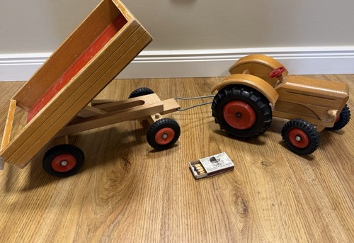Traktor mit hänger - mit,