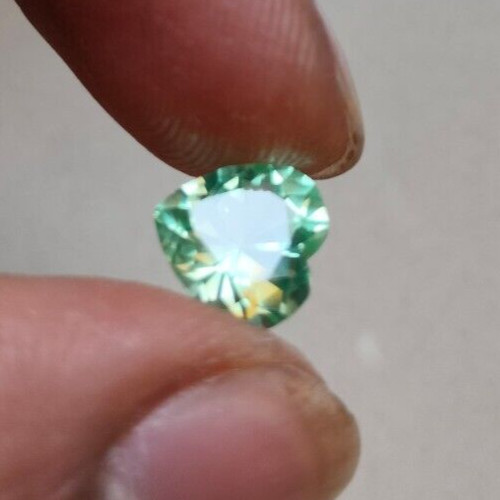 Paraiba turmalin cooper - turmalin, mit