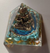 Schöne Pyramide bunt mit Budda poliert  ?W267 Schau Mal !