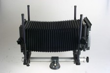 Plaubel Peco Profia mit Standartbalgen; 4x5"/9x12 Mattscheibenrückteil