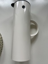 Stelton Isolierkanne Thermoskanne 1l / weiß