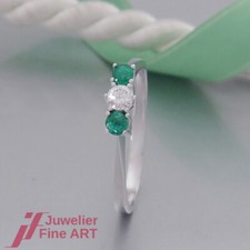 Emerald Ring - 1 Brilliant