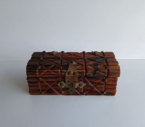 Vintage holztruhe mit - vintage,