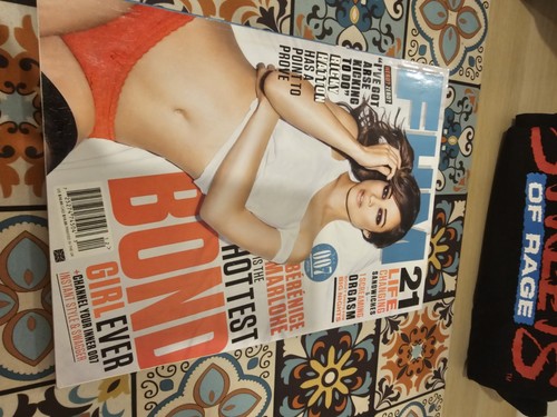 Fhm magazine december 2012 - magazine,