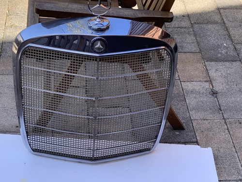 Kühlergrill mercedes w111 - mercedes,