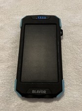 Original Blavor Solar Powerbank mit 10000 mAh Modell PN-W05 mit 2 LED-Lampen