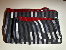 LOOKS by Wolfgang Joop