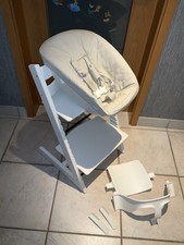 Stokke Tripp Trapp Hochstuhl, Weiß, Mit Newborn Babyschale Und Babyset In Weiß