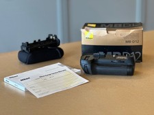 Nikon MB-D12 für D800 und