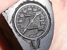  Antik geschnitztes Holz