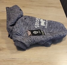 Hunde Mantel, Canada