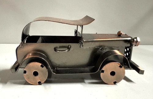 Oldtimer auto aus - oldtimer-auto,