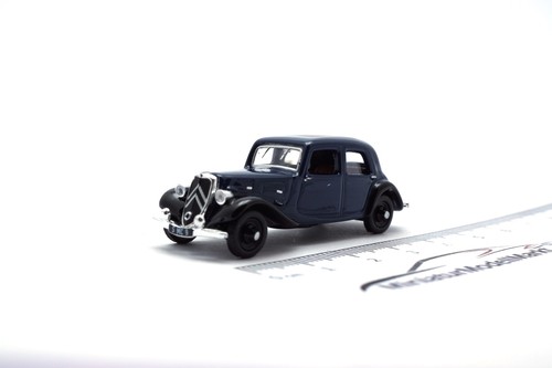 Citroen traction blau - -,