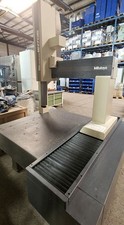 Mitutoyo BN706 Koordinatenmessmaschine 3D CNC Messmaschine Granit-Messplatte 