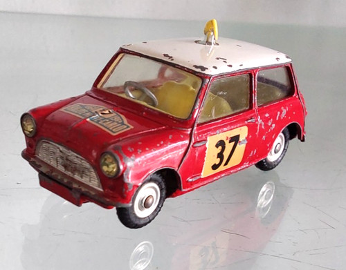 Corgi toys monte carlo - toys, rally